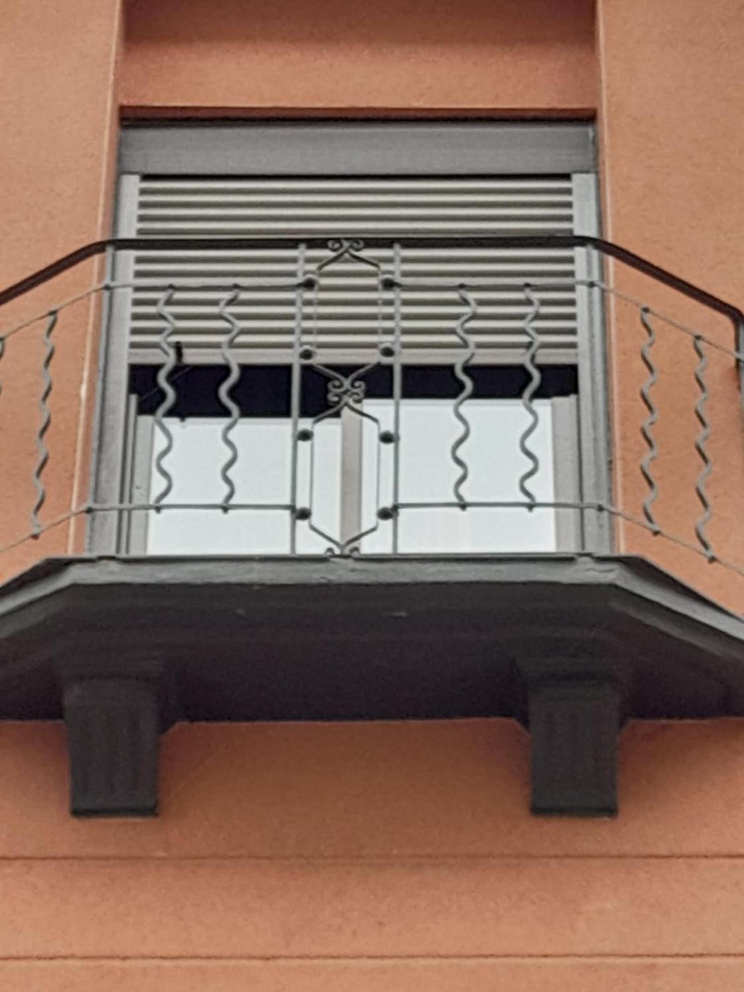 Habitaciones Familiares Con Bano Privado Lf - Sin Ascensor Zaragoza Kültér fotó